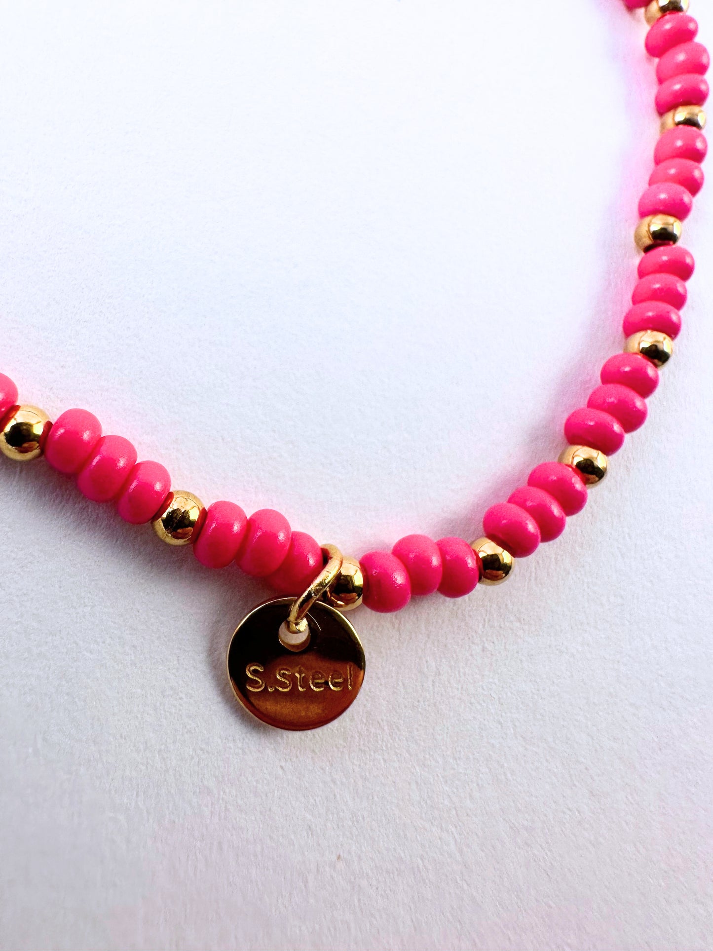 Armband matt mit Edelstahlelementen (versch. Farben)